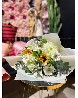 Beyaz Anastasia Buketi