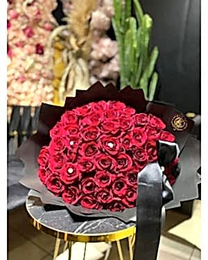 51 Adet Kırmızı Gül